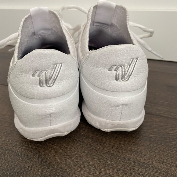 Varsity V4X Cheer Shoes Size 6 - Picture 2 of 6